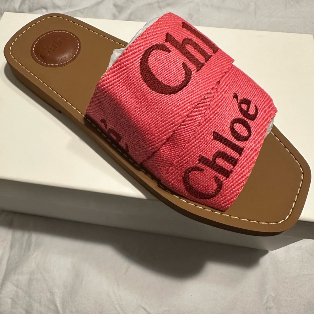 New In Box Chloe slides size 37